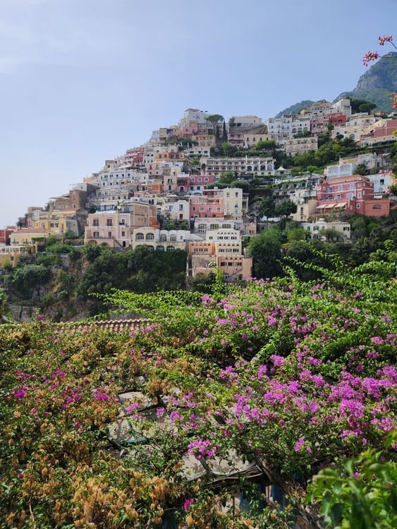 Amalfi Coast Travel Itinerary: 4 Days Among Italy’s Prettiest Towns Amalfi Coast Travel Itinerary: 4 Days Among Italy’s Prettiest Towns